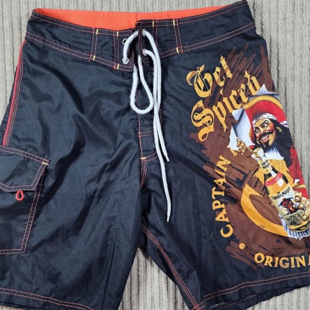 Captain Morgan Shorts Mens S Rum Co Board  Beach Boat Pirate Party Swim Trunks